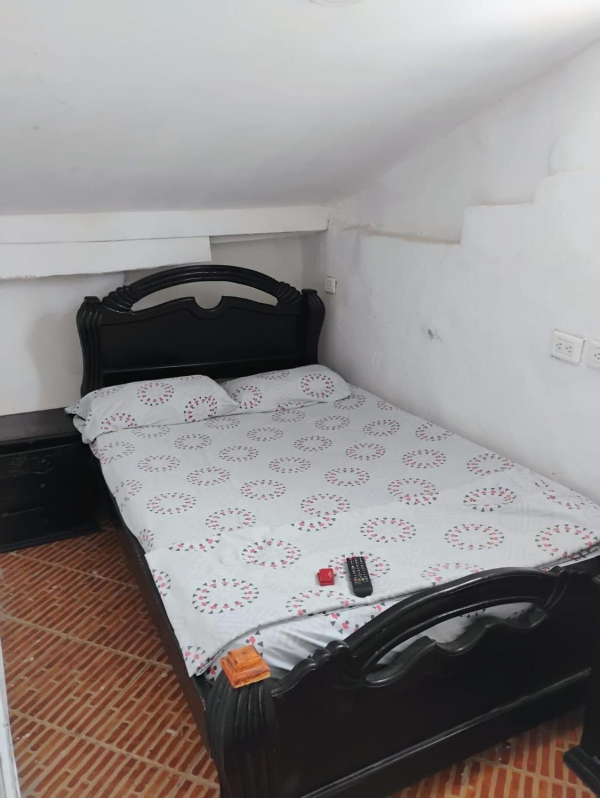 Hostal #10-33 Kartagena Zewnętrze zdjęcie